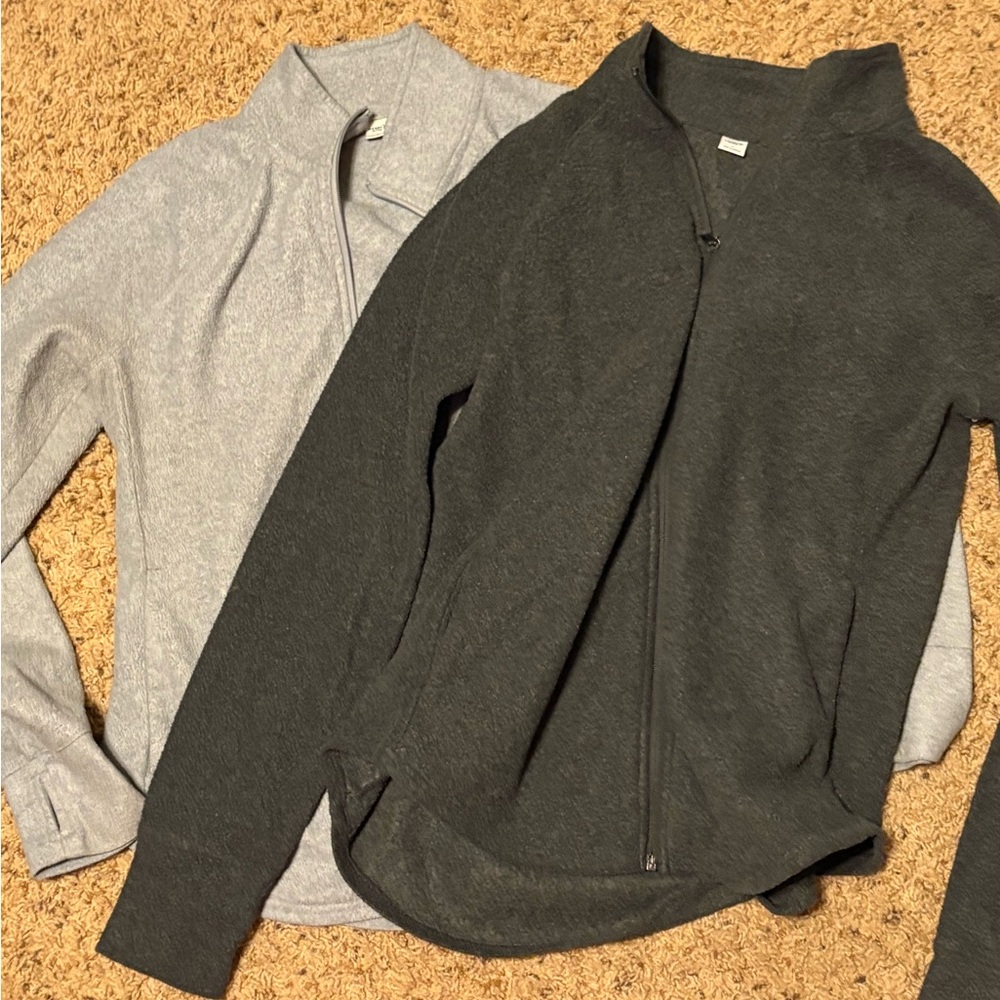 Old Navy Women’s Zip-Up Sweater Jacket in Black and Light Gray